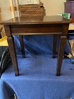 Dark Wood End Table with Fluted Legs