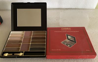 Eyeshadow Blushes Palette