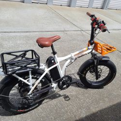Electric Fat-Tire Folding Bike-white 20" Wheels, Front Tire