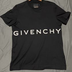 GIVENCHY EMBROIDERED LOGO T-SHIRT - BLACK