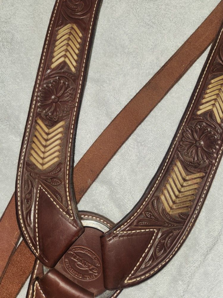 Pulling Style Breast Collar