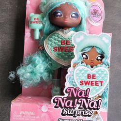 Na!Na!Na! Surprise - Cynthia Sweets  -  New