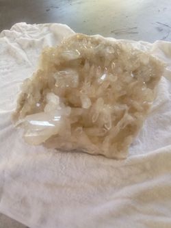 38.4 lb collectors quartz crystal