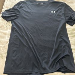 Used DRI-FIT men’s T-shirt 
