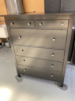 Dresser IKEA hemnes