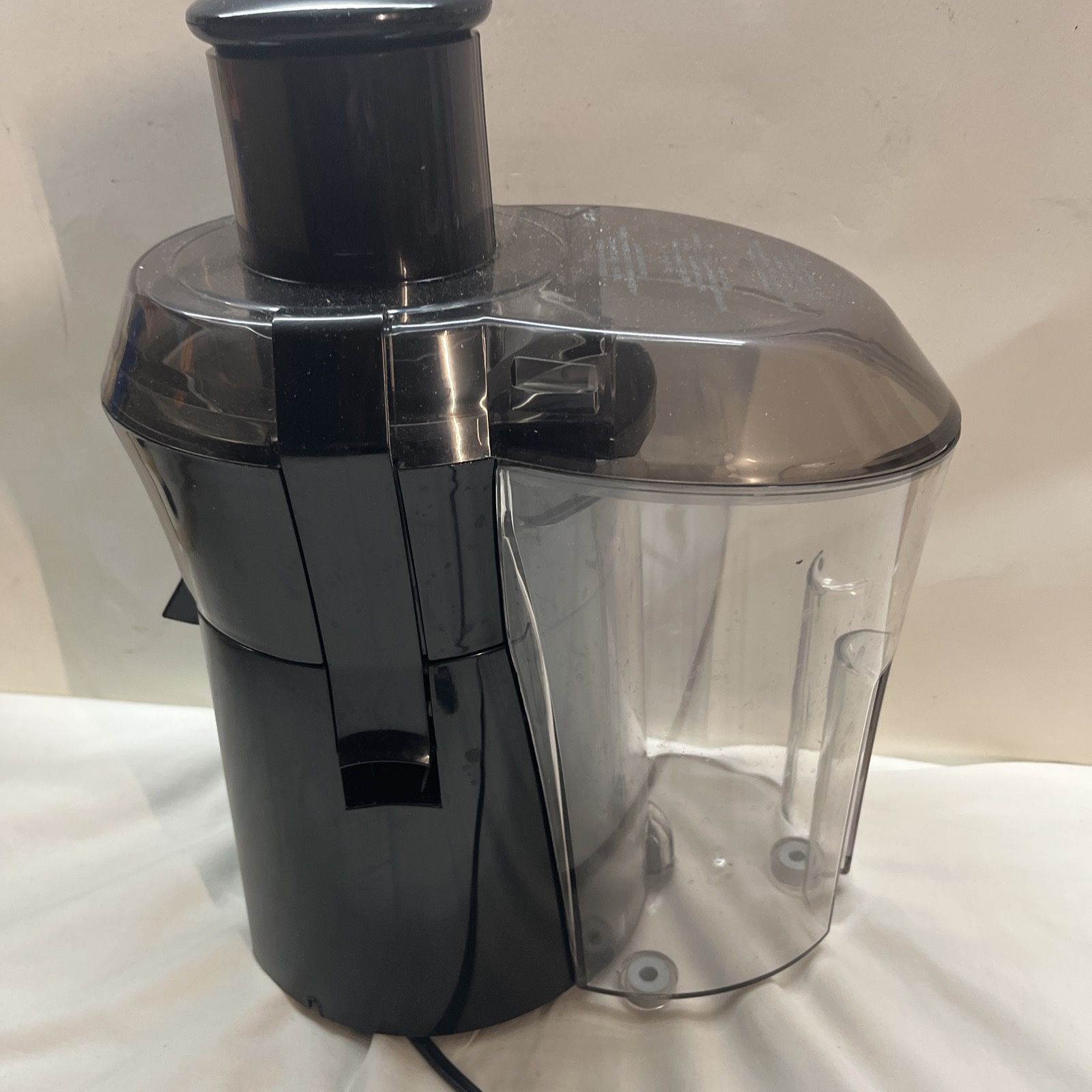 Hamilton Beach 67601A 800W Juicer Black for Sale in Wildomar, CA