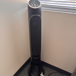 Honeywell Quietset 8-Speed Whole-Room Tower Fan