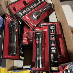 Husky light 1800 luminous