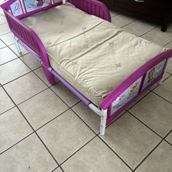 Frozen Girls Bed