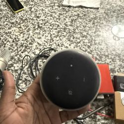Amazon Echo Dot 