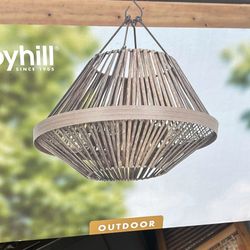 New Broyhill Outside Lights With Remote 