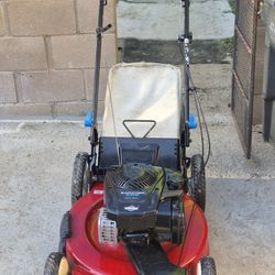 Toro Self Prollped Law Mower In Good Working Condition 