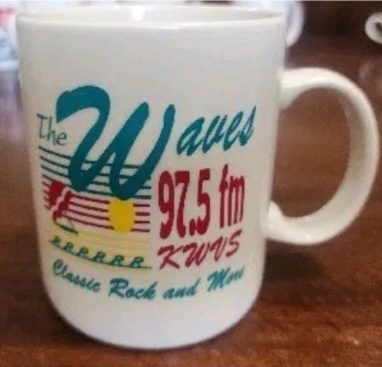 Vintage The Wave 97.5 fm Classic Rock & More Mug Coffee Cup BAD BOYS OF  MORNING