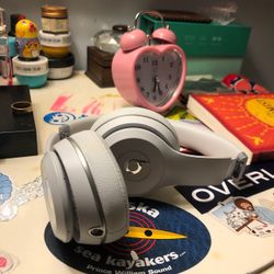 Beats Wireless Headphones 