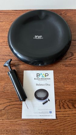 Black Mountain Products Professional Series Balance Stability Disc with Hand Pump