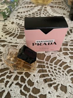 Prada Paradoxes Eau de Parfum . Authentic . new