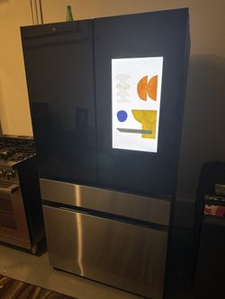Samsung Bespoke 4-Door Smart Family Hub Refrigerator – Touchscreen | Stainless Steel