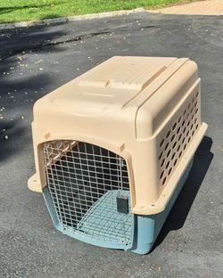 Petmate Vari Kennel Carrier 32" for pets 30-50 pounds