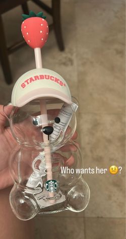 Starbucks strawberry bearista cup