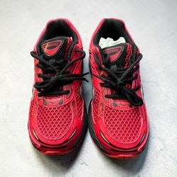 Saucony Red and Black Running Sneakers
