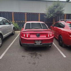 Selling A 2010 Ford Mustang 2 Door Coupe V6 6 Cylinders 