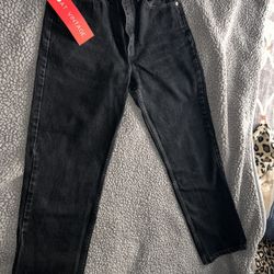 Black Levi’s Jeans