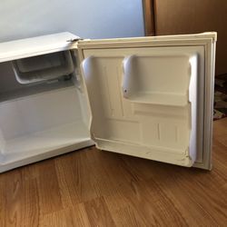 Muni refrigerator