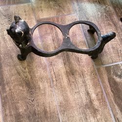 Cast Iron Cat Food Holder 