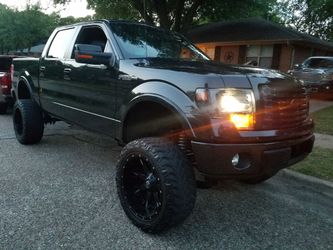 2013 Ford F-150 with a 10INCH LIFT