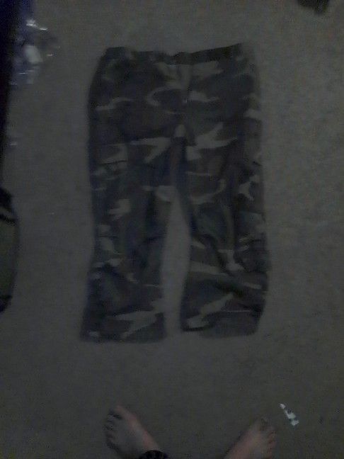 Camo Cargo Long Pants