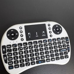 Wireless Mini Keyboard with Touchpad for Smart TV / Android TV – Or Best Offer