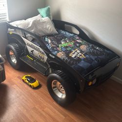 NASCAR Light Up Bed Size Twin 