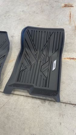 2025-2027 GMC CANYON FLOOR LINERS OEM