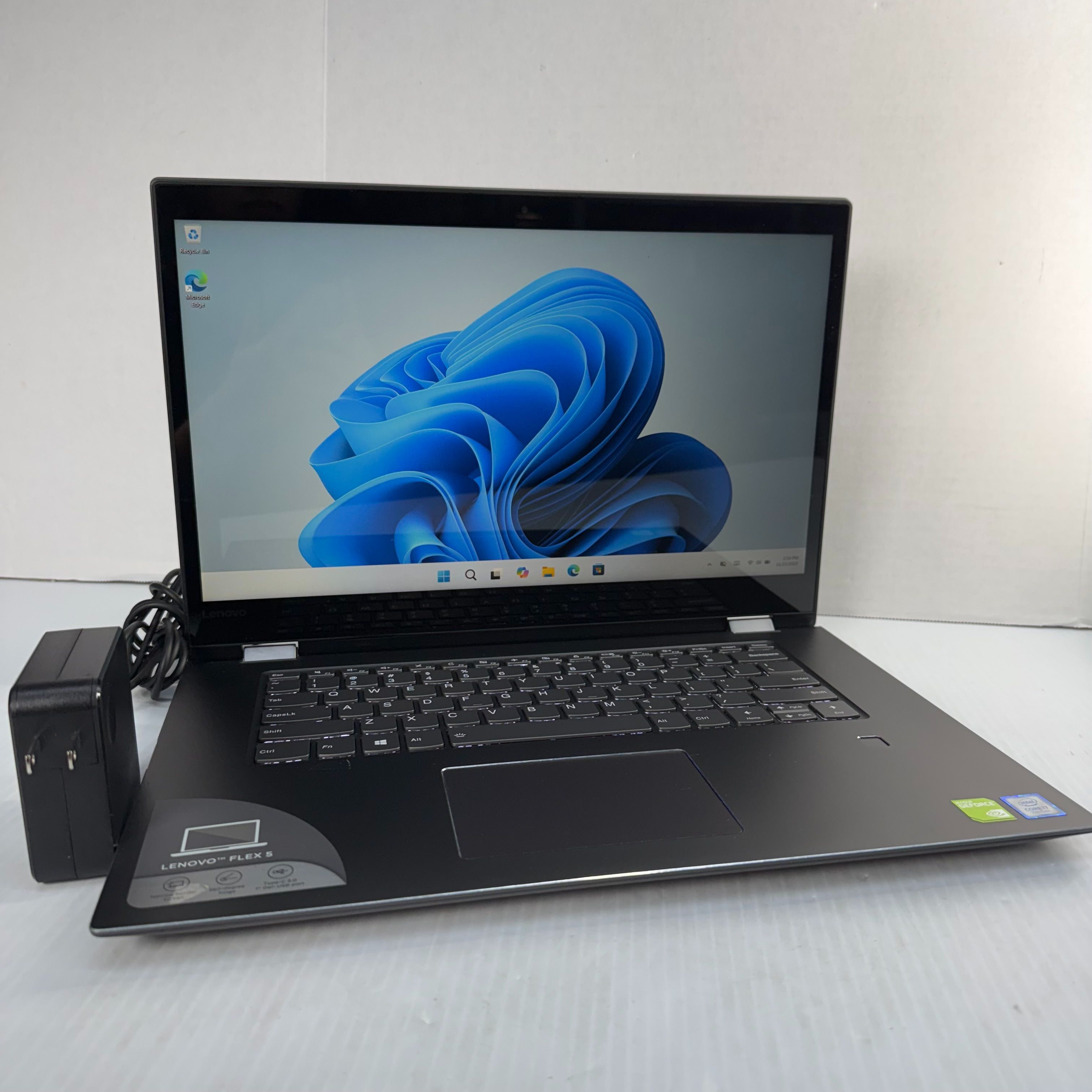 Lenovo IdeaPad Flex 5-1570 i7-7500U 15.6"  Touchscreen Windows 11 Laptop 512GB NVMe SSD 16GB RAM