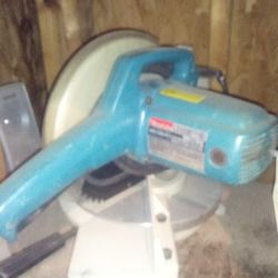Makita 10 " Miter SawLS1030 Lightweight. Great Saw