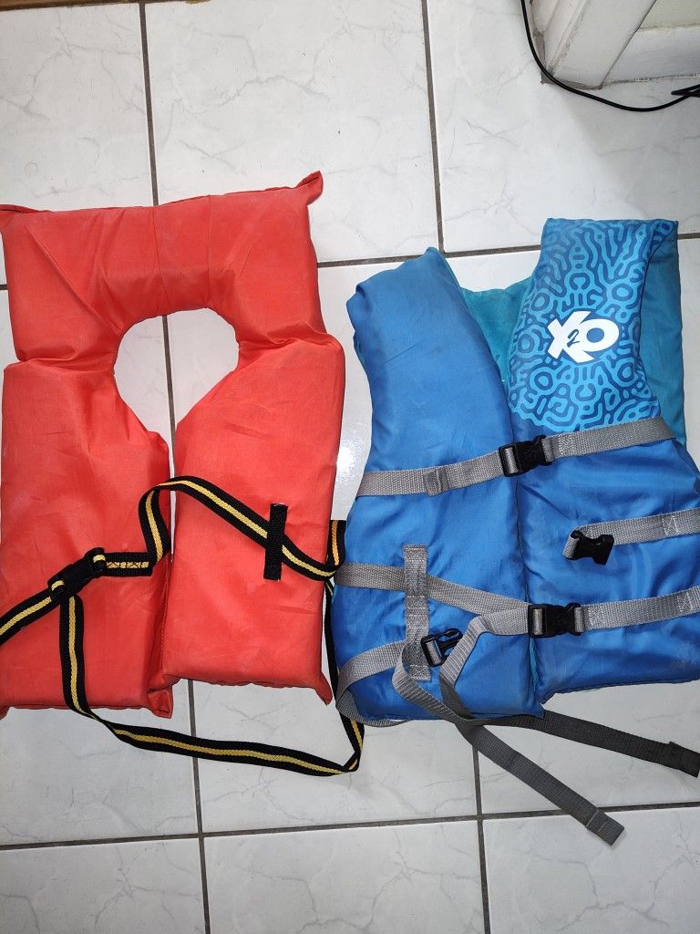 Jackets Salvavidas / Life Jackets $8.00 Each