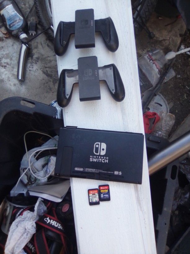 Nintendo Switch 