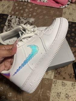 Nike Air Force 1 LV8 GS 'Digital Swoosh' (size 7y / 8.5 Women