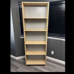 Bookshelf With Adjustable Shelves