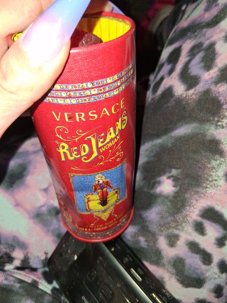 Versace Perfume