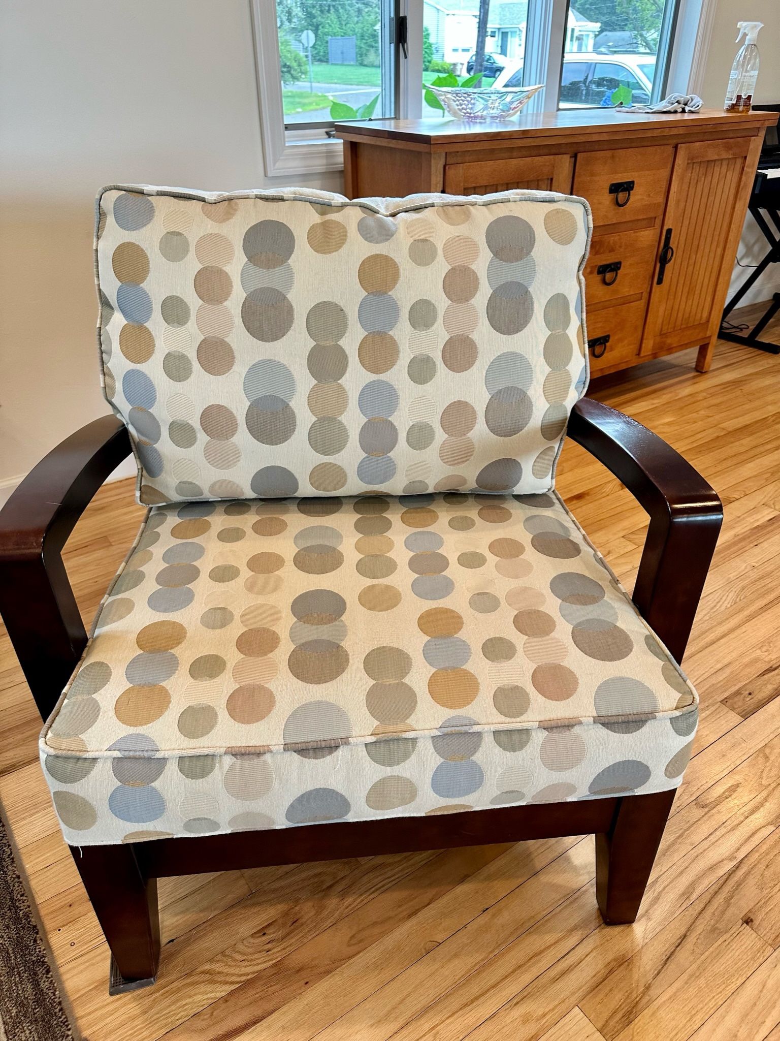 Accent Chair Polka Dot Wood And Comfy Cushion