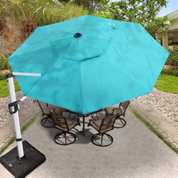 New In Box Outdoor Patio Umbrella With Base