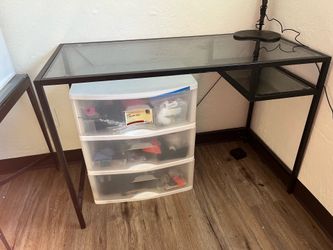 Desk/table