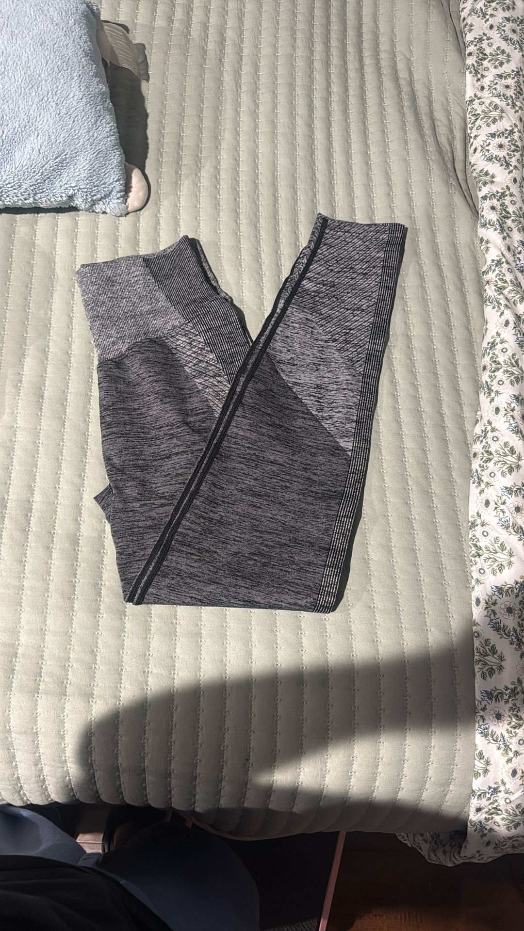 Pink Leggings Size Medium