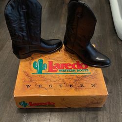 New - Open Box Black 8.5 Laredo Trucker Boots -