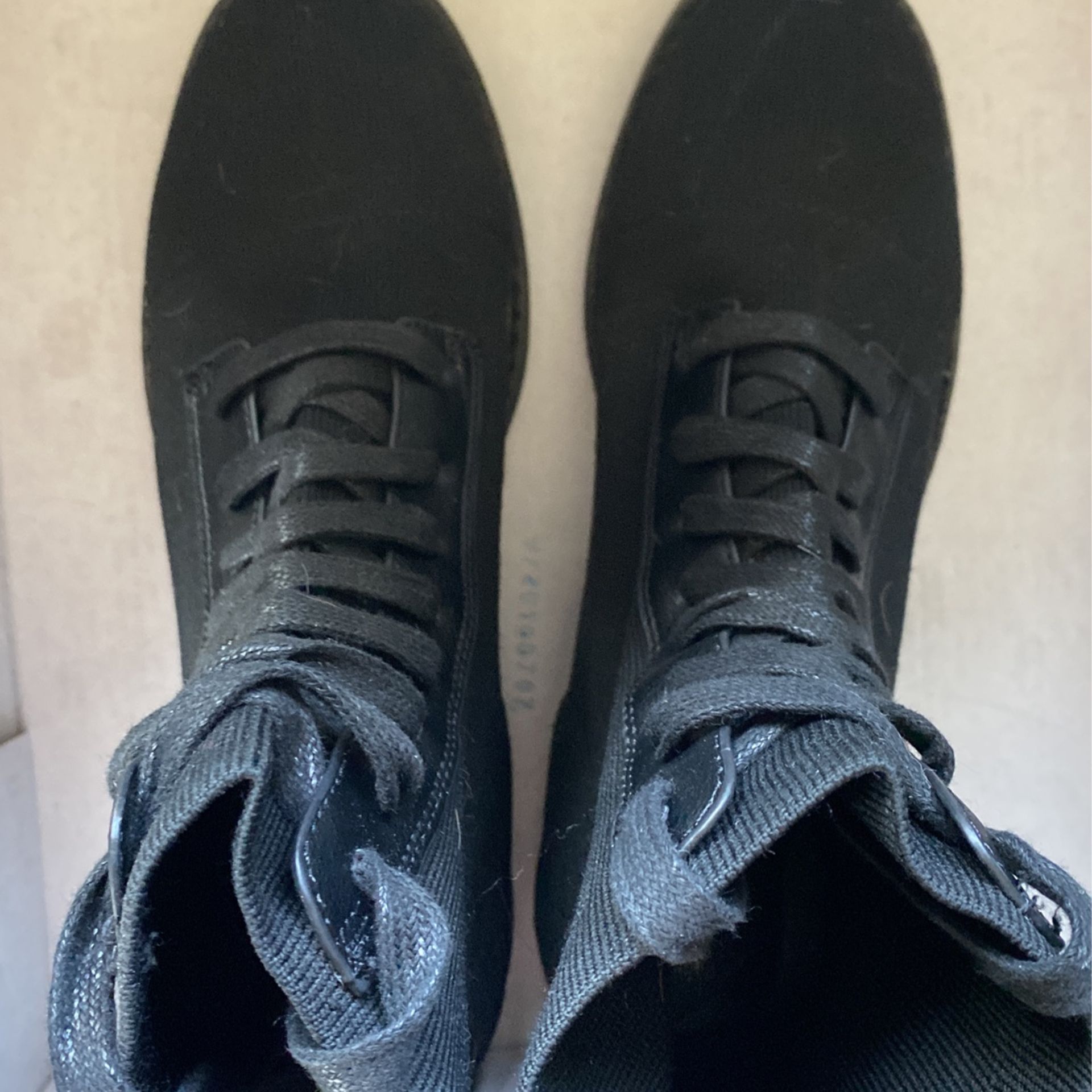 Black Stretchy Boots