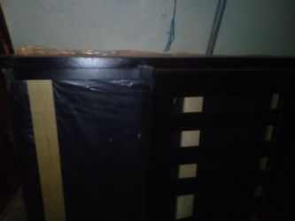 Twin bed