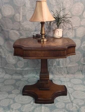 Vintage Accent Lane Table Use As Bird Cage Stand TV Fish Tank Plant