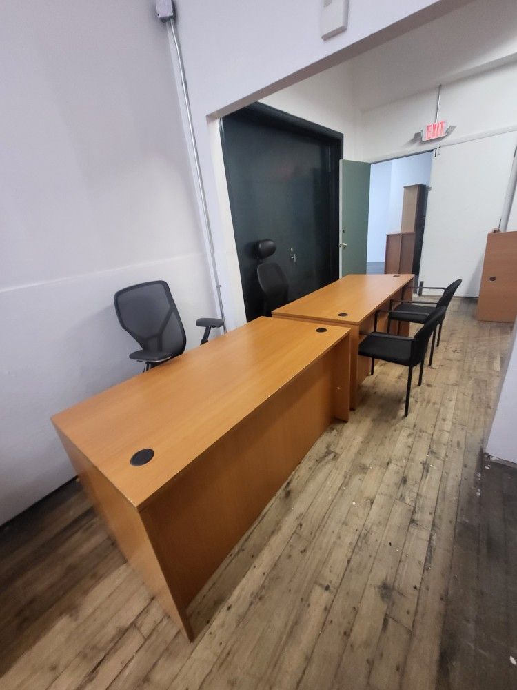 2 OFFICE TABLE, EXECUTIVE DESK (HOME85)