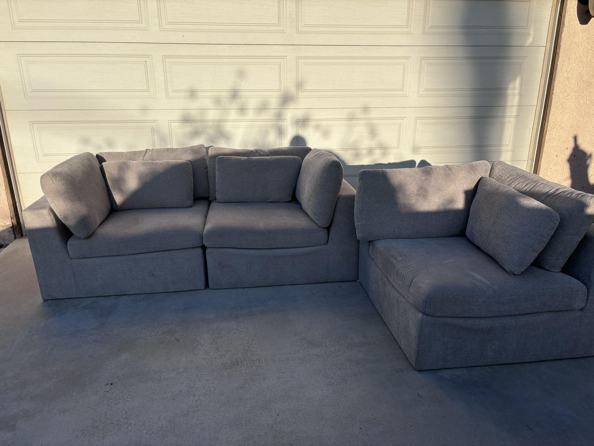 3 Piece Sectional, Grey